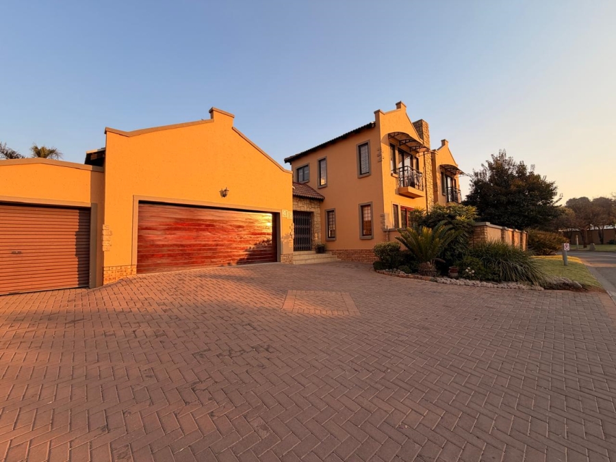 4 Bedroom Property for Sale in Hughes Gauteng