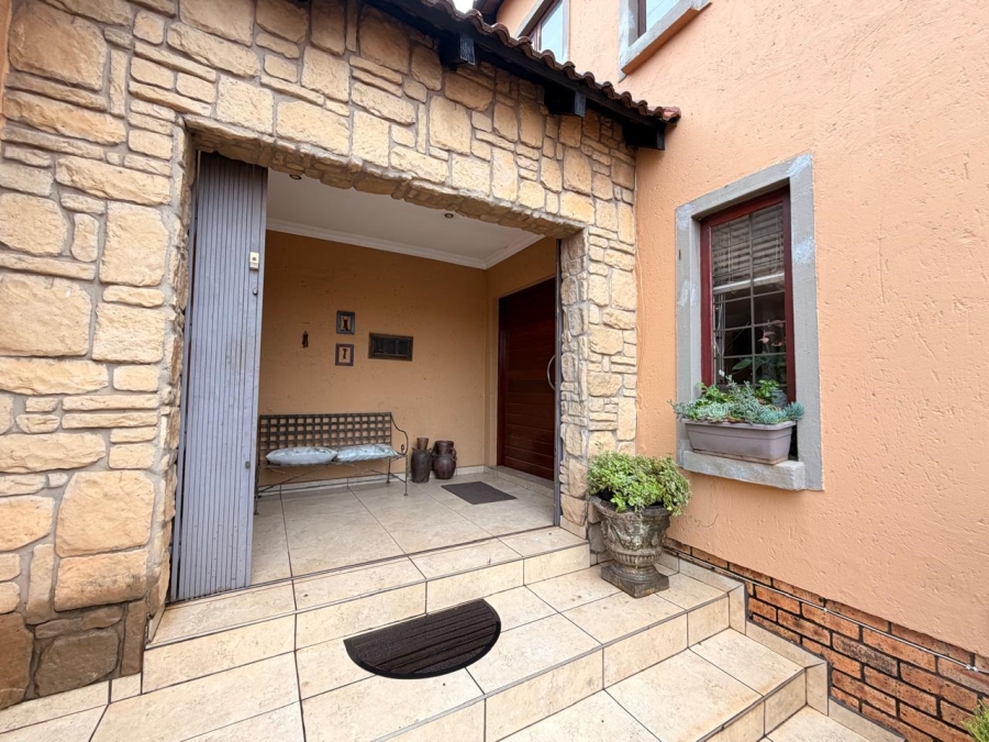 4 Bedroom Property for Sale in Hughes Gauteng
