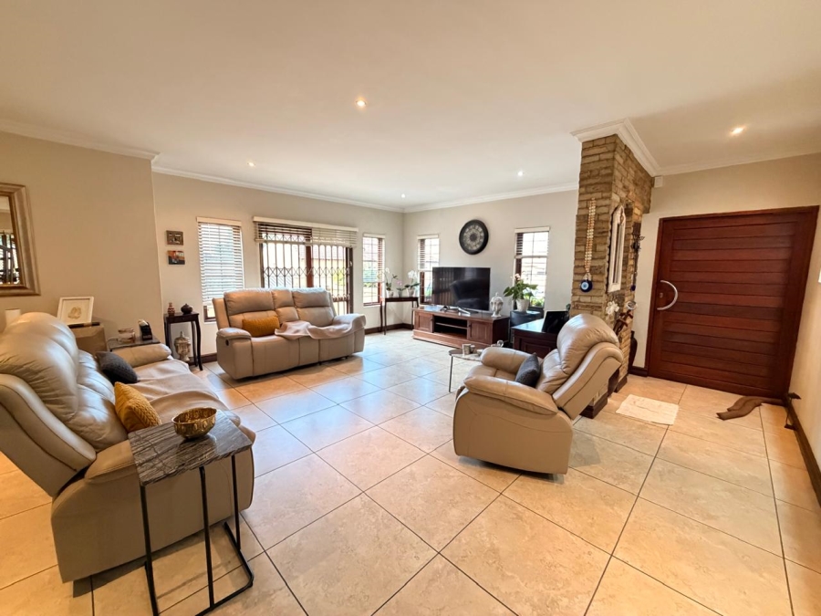 4 Bedroom Property for Sale in Hughes Gauteng