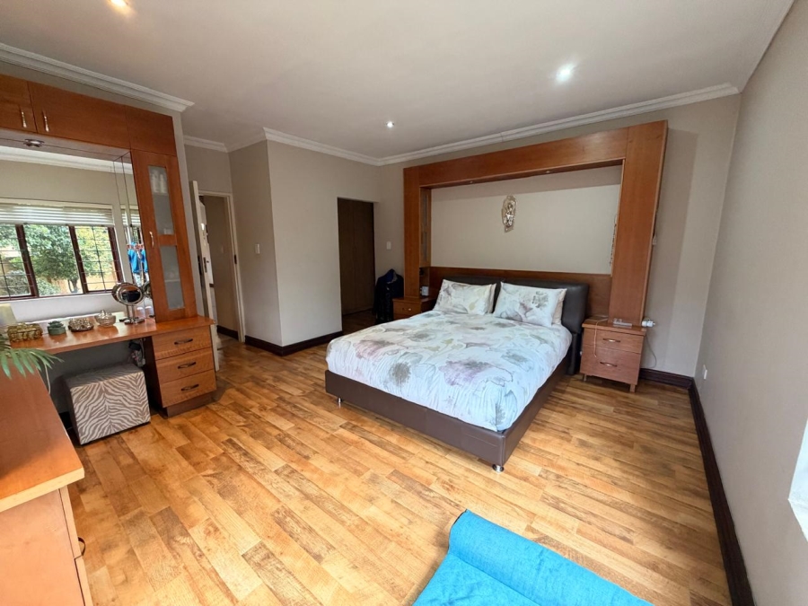 4 Bedroom Property for Sale in Hughes Gauteng