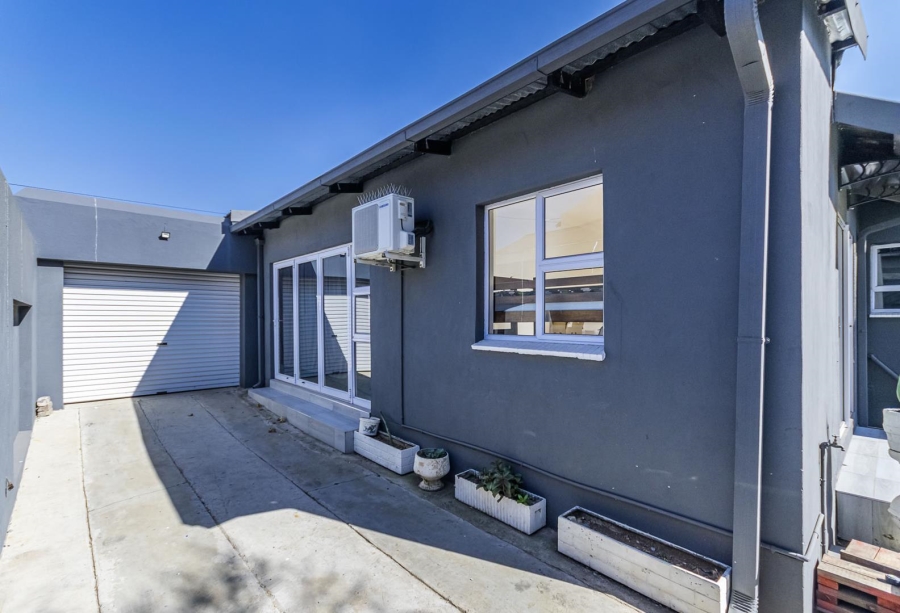 2 Bedroom Property for Sale in Coronationville Gauteng