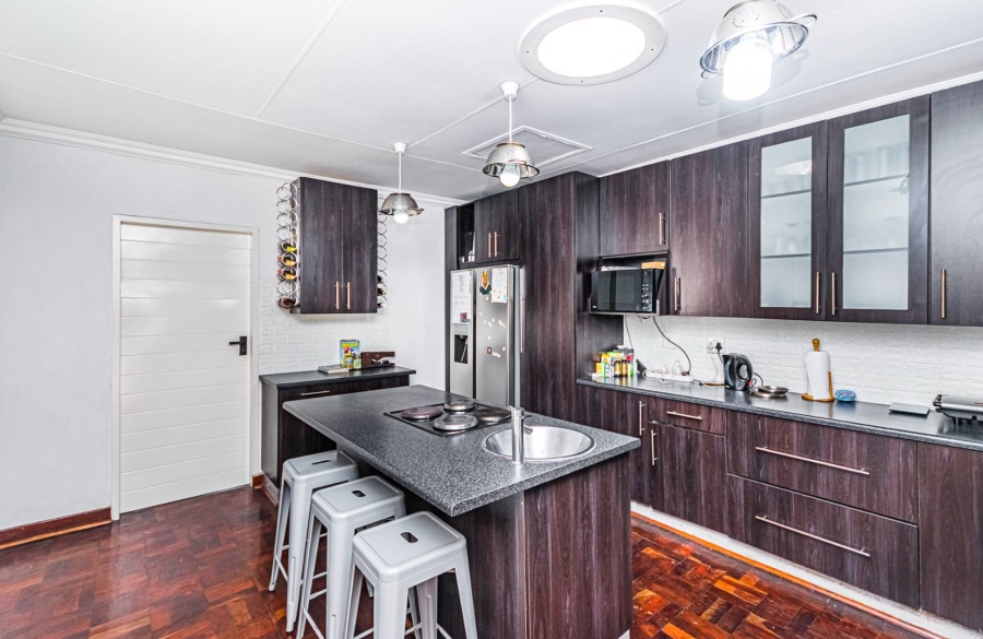 2 Bedroom Property for Sale in Coronationville Gauteng
