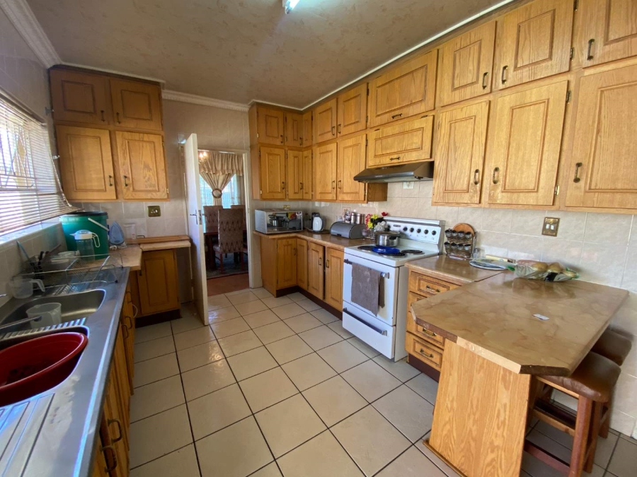 3 Bedroom Property for Sale in Glenvista Gauteng