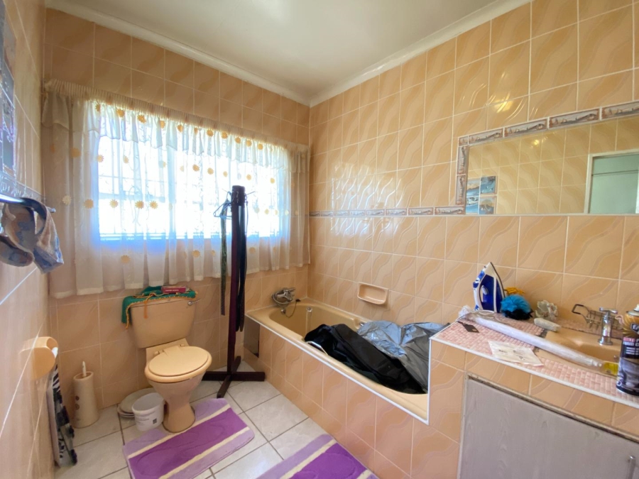3 Bedroom Property for Sale in Glenvista Gauteng