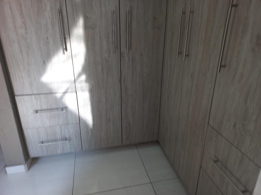 3 Bedroom Property for Sale in Brackenhurst Gauteng