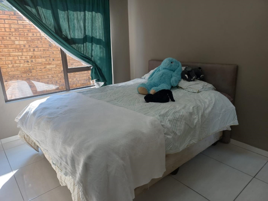 3 Bedroom Property for Sale in Brackenhurst Gauteng