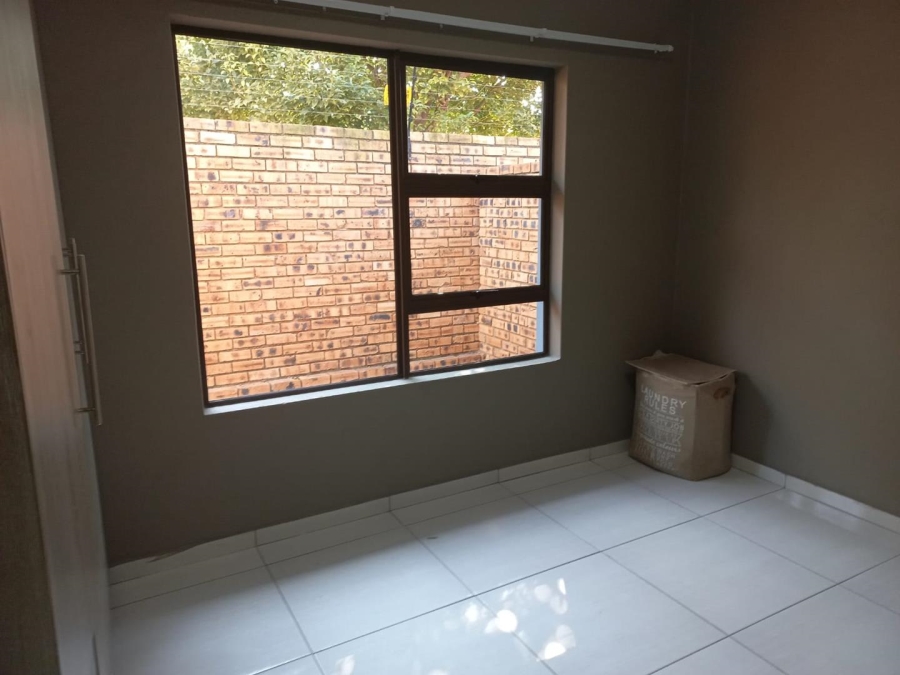 3 Bedroom Property for Sale in Brackenhurst Gauteng