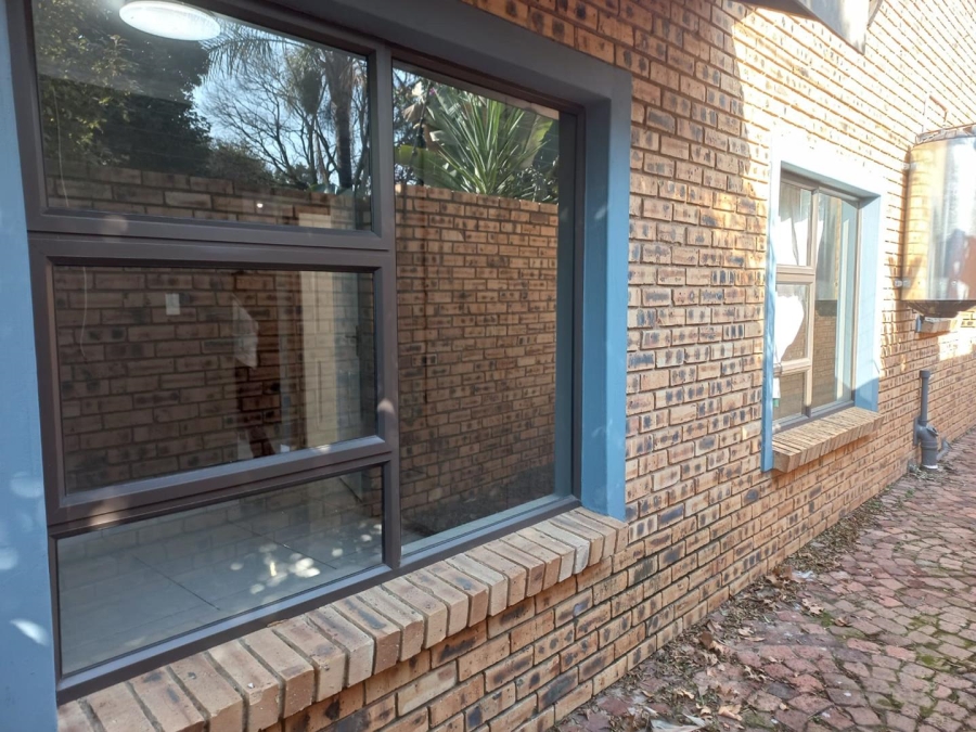 3 Bedroom Property for Sale in Brackenhurst Gauteng