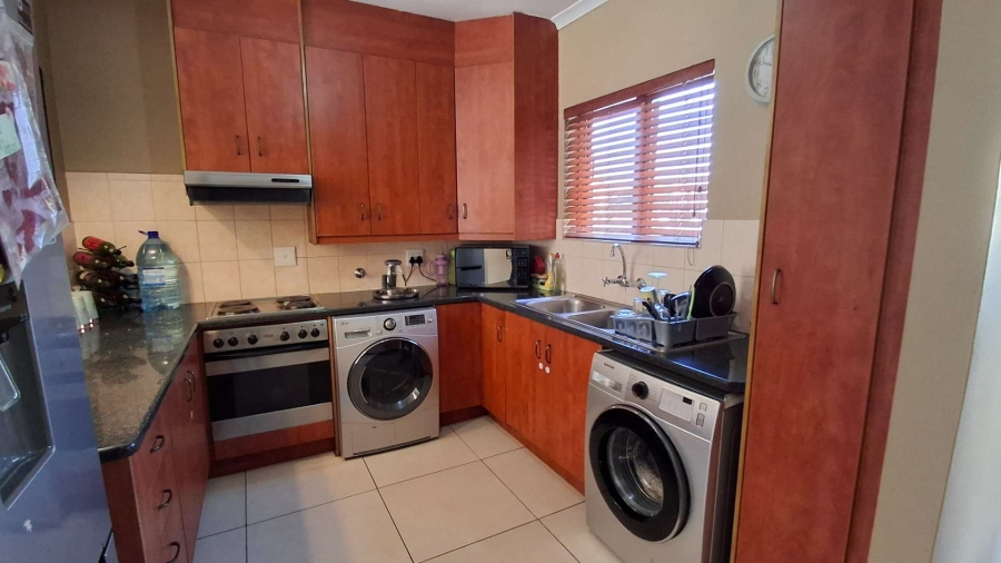 2 Bedroom Property for Sale in Meyersdal Gauteng