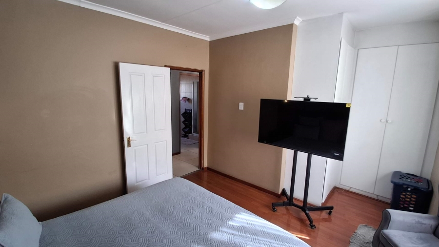 2 Bedroom Property for Sale in Meyersdal Gauteng