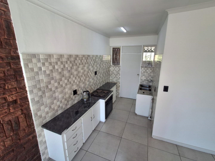2 Bedroom Property for Sale in Hermanstad Gauteng