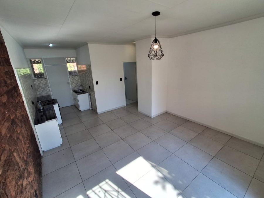 2 Bedroom Property for Sale in Hermanstad Gauteng