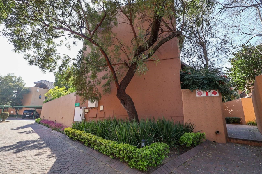 3 Bedroom Property for Sale in Douglasdale Gauteng