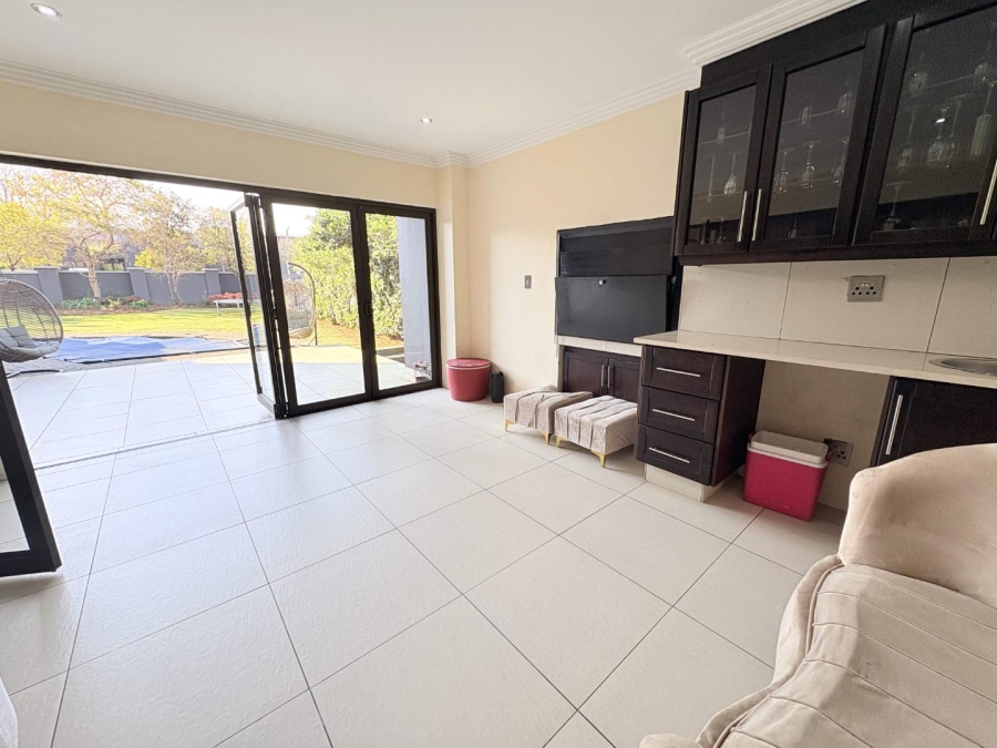 5 Bedroom Property for Sale in Midlands Estate Gauteng