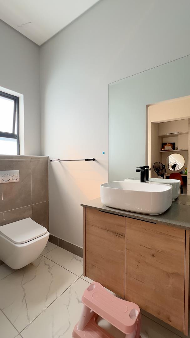 4 Bedroom Property for Sale in Midstream Estate Gauteng