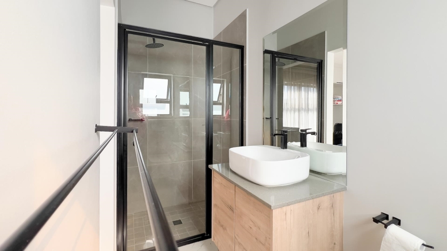4 Bedroom Property for Sale in Midstream Estate Gauteng