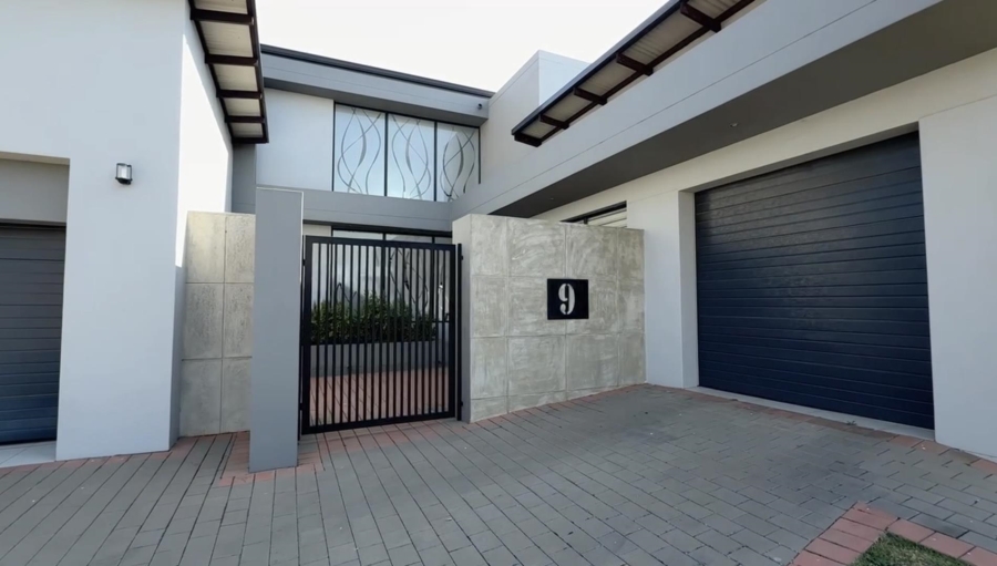 4 Bedroom Property for Sale in Midstream Estate Gauteng