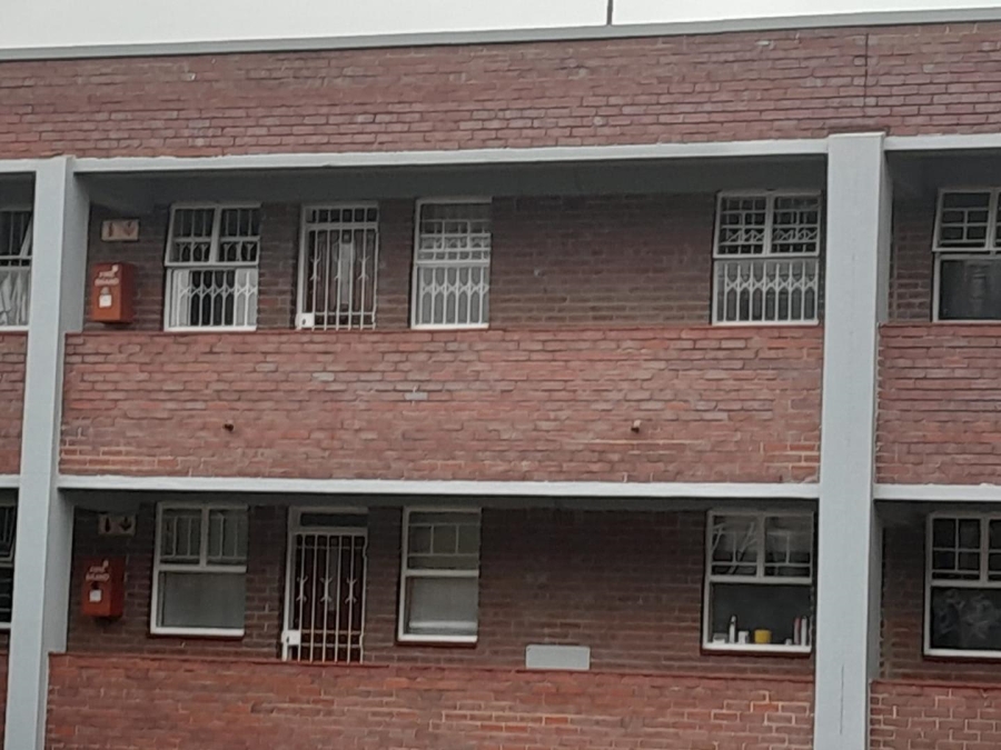 2 Bedroom Property for Sale in Waverley Gauteng