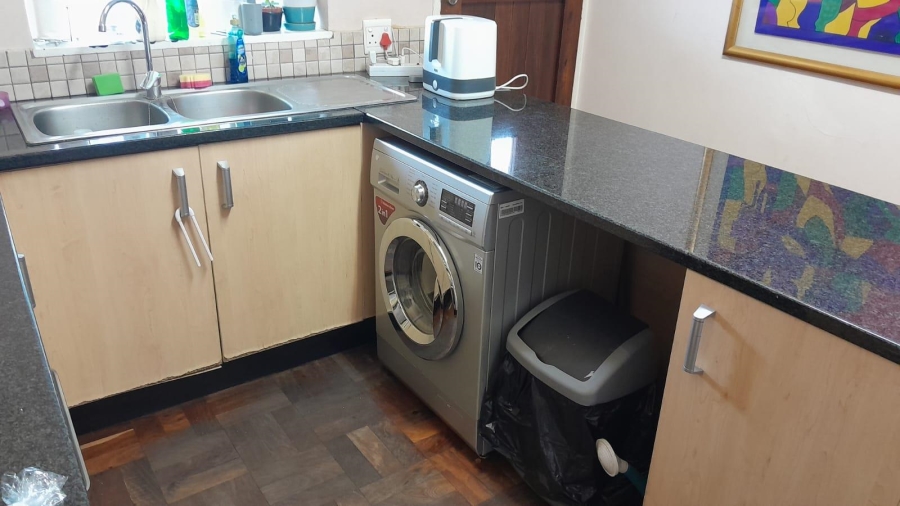 2 Bedroom Property for Sale in Waverley Gauteng