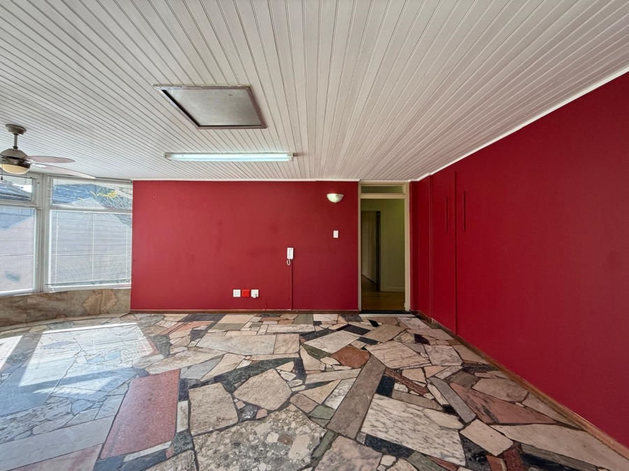 To Let Commercial Property for Rent in Greenside Gauteng
