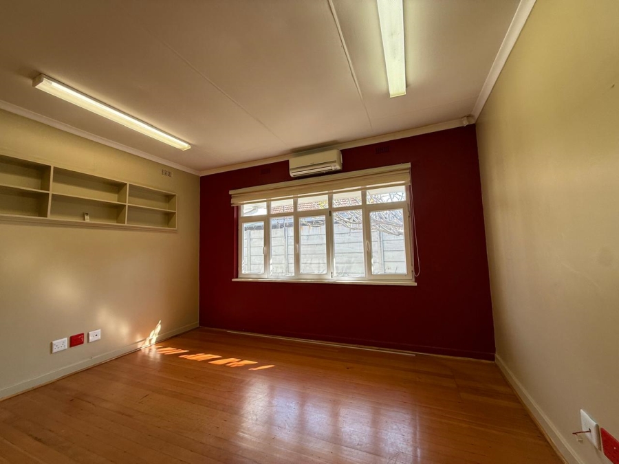 To Let Commercial Property for Rent in Greenside Gauteng