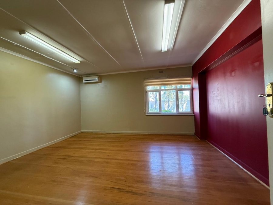 To Let Commercial Property for Rent in Greenside Gauteng