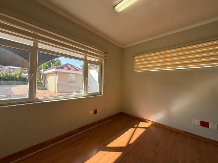 To Let Commercial Property for Rent in Greenside Gauteng