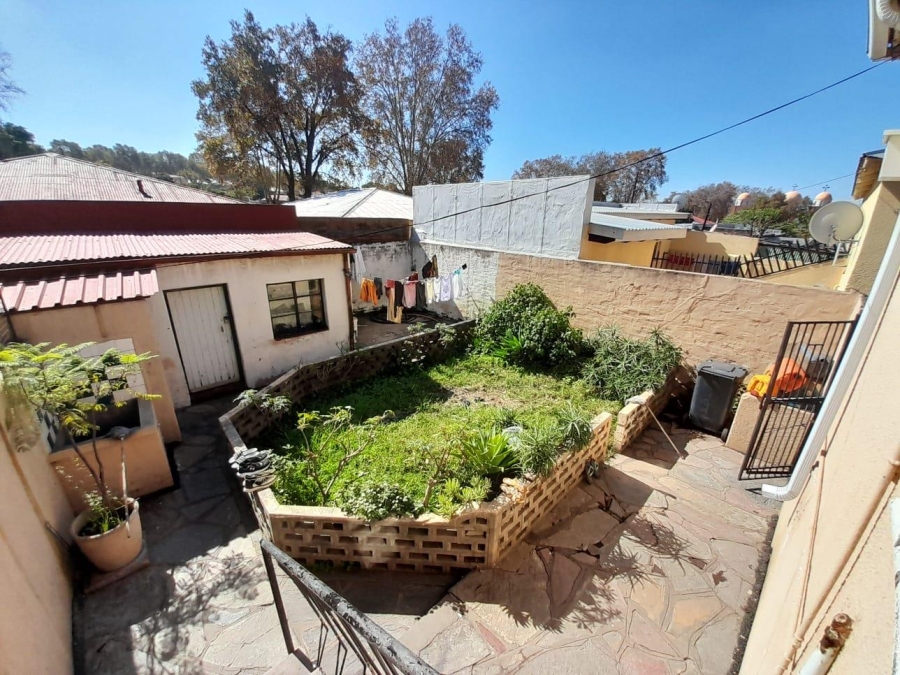 2 Bedroom Property for Sale in Bezuidenhout Valley Gauteng