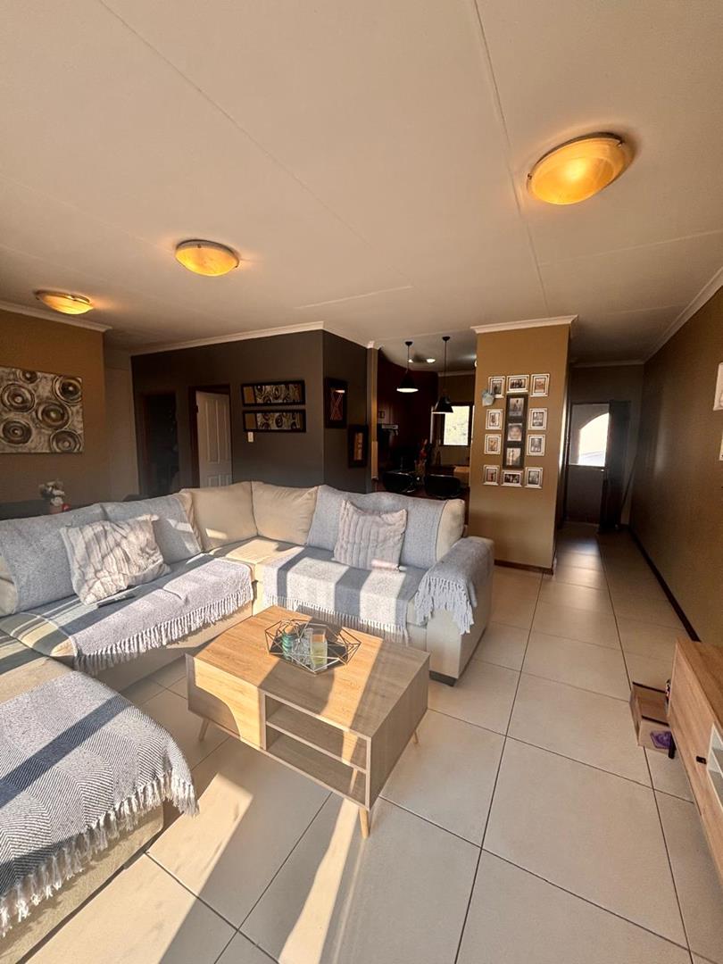 2 Bedroom Property for Sale in Meyersdal Gauteng