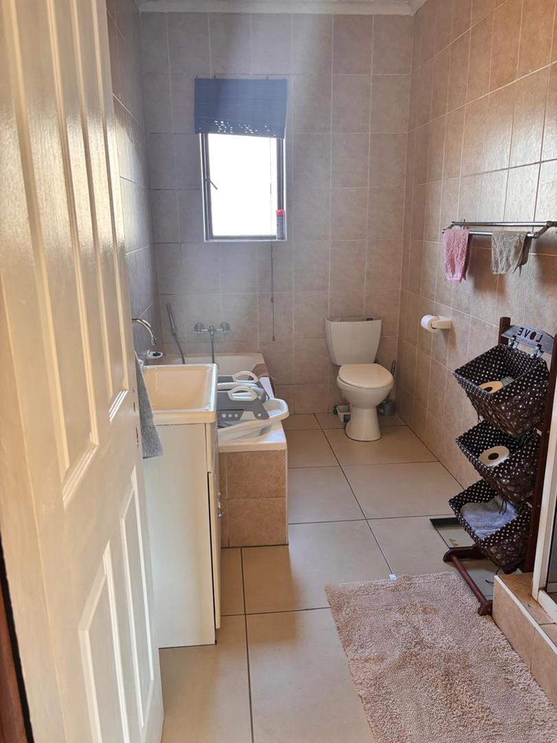 2 Bedroom Property for Sale in Meyersdal Gauteng