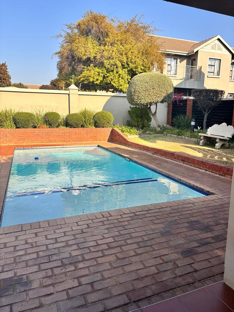 2 Bedroom Property for Sale in Meyersdal Gauteng