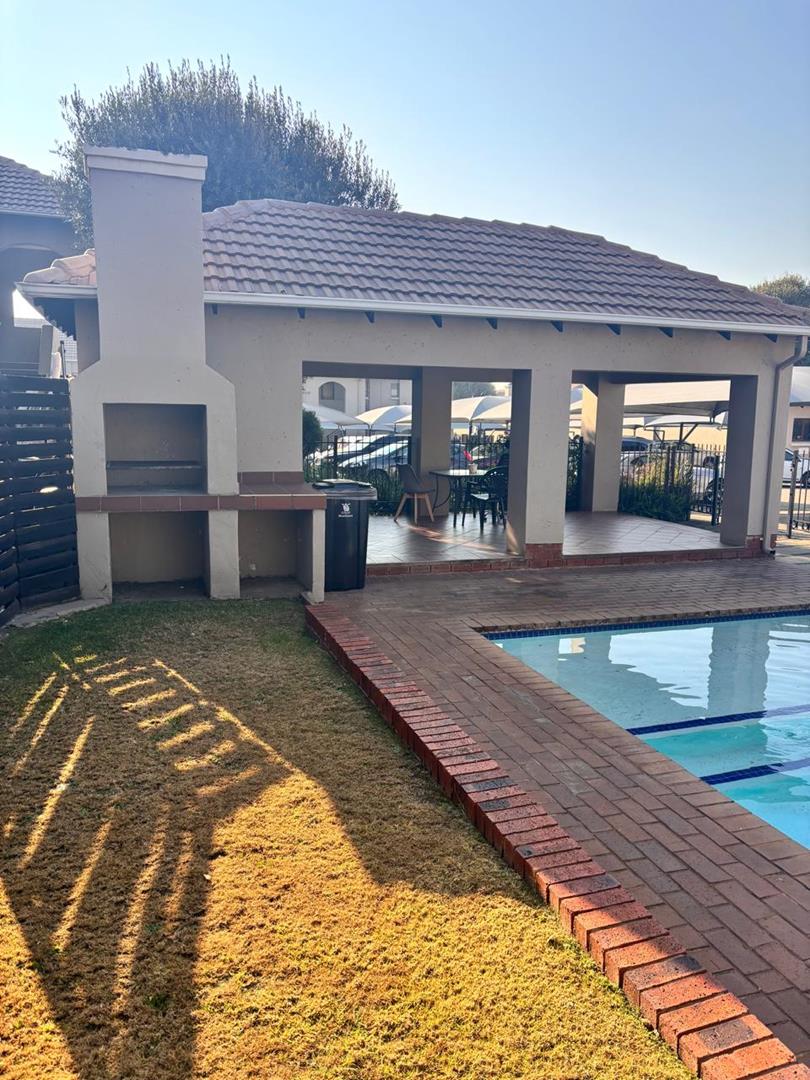 2 Bedroom Property for Sale in Meyersdal Gauteng