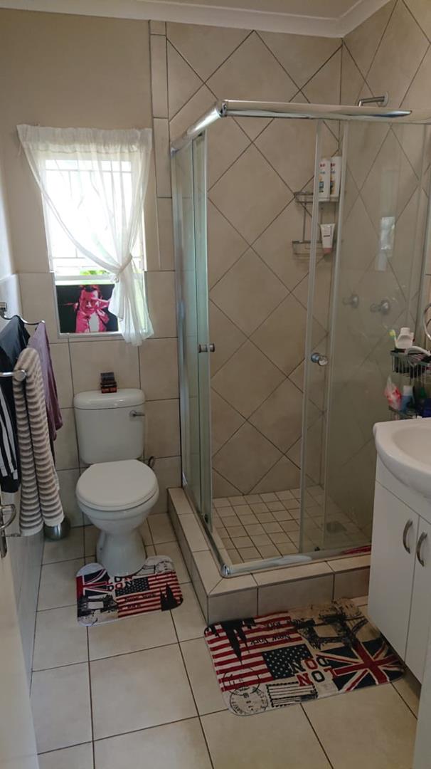 To Let 1 Bedroom Property for Rent in Fairland Gauteng