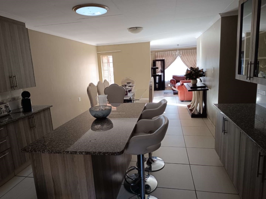 3 Bedroom Property for Sale in Amberfield Gauteng