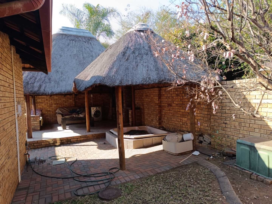3 Bedroom Property for Sale in Amberfield Gauteng