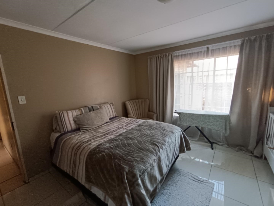 3 Bedroom Property for Sale in Amberfield Gauteng