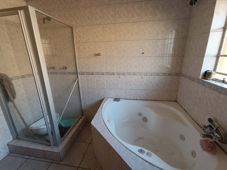 3 Bedroom Property for Sale in Amberfield Gauteng