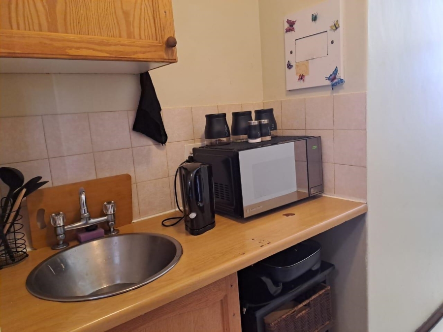 1 Bedroom Property for Sale in Hatfield Gauteng
