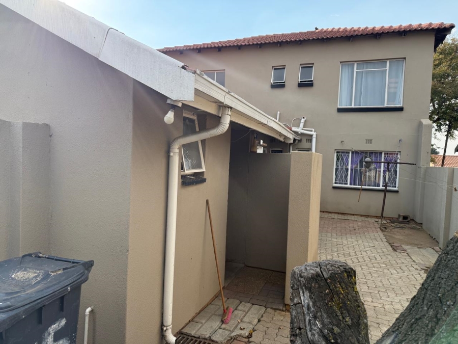 4 Bedroom Property for Sale in Tulisa Park Gauteng