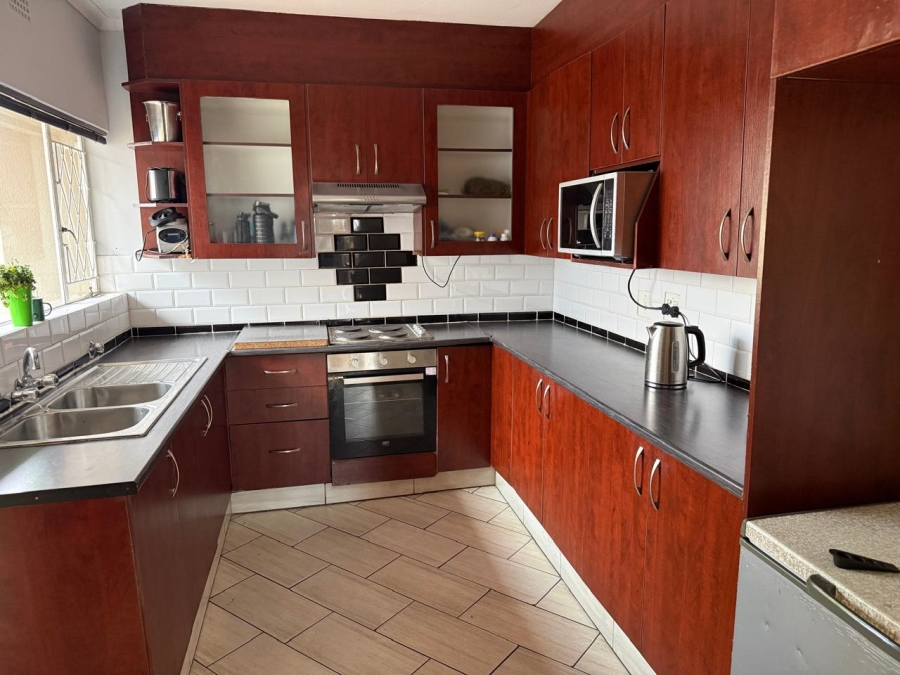 4 Bedroom Property for Sale in Tulisa Park Gauteng