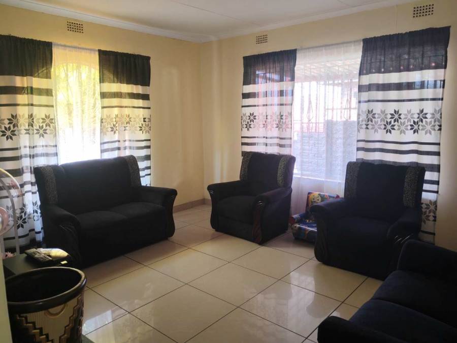 3 Bedroom Property for Sale in Lenasia Gauteng