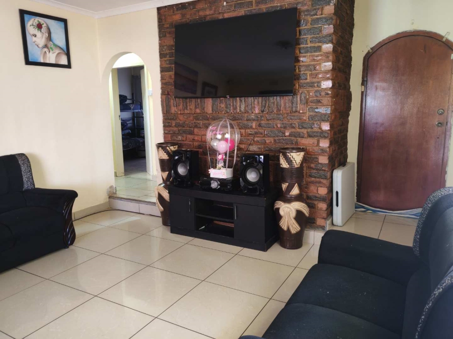 3 Bedroom Property for Sale in Lenasia Gauteng