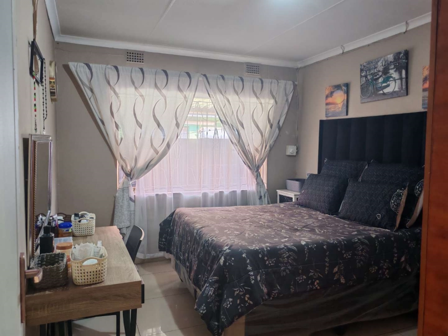 3 Bedroom Property for Sale in Lenasia Gauteng