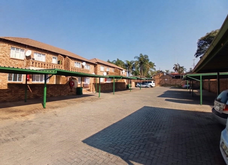2 Bedroom Property for Sale in Amandasig Gauteng