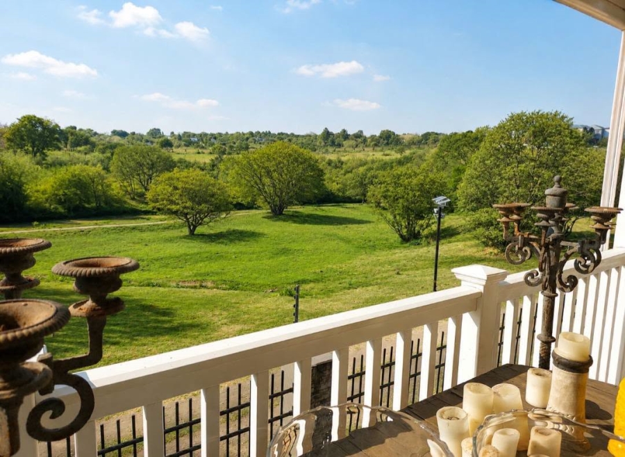 5 Bedroom Property for Sale in Beverley Gauteng