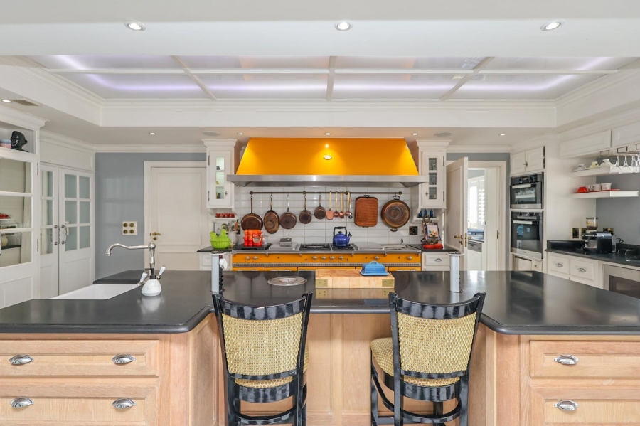 5 Bedroom Property for Sale in Beverley Gauteng