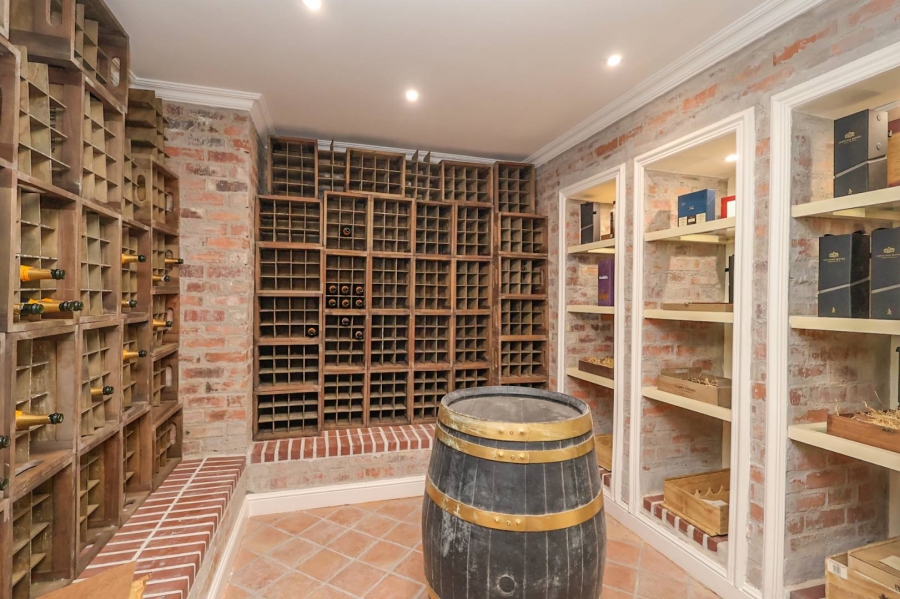 5 Bedroom Property for Sale in Beverley Gauteng