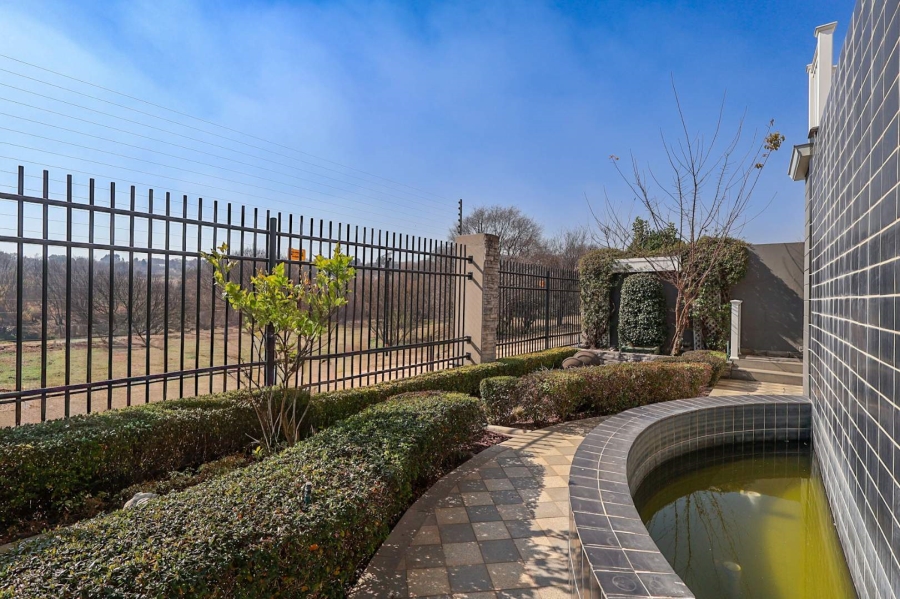 5 Bedroom Property for Sale in Beverley Gauteng