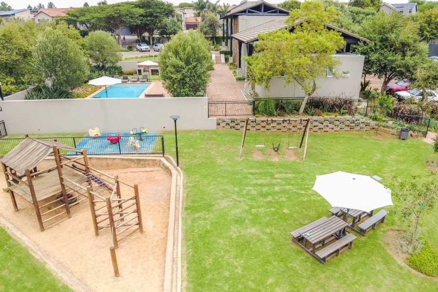 5 Bedroom Property for Sale in Beverley Gauteng