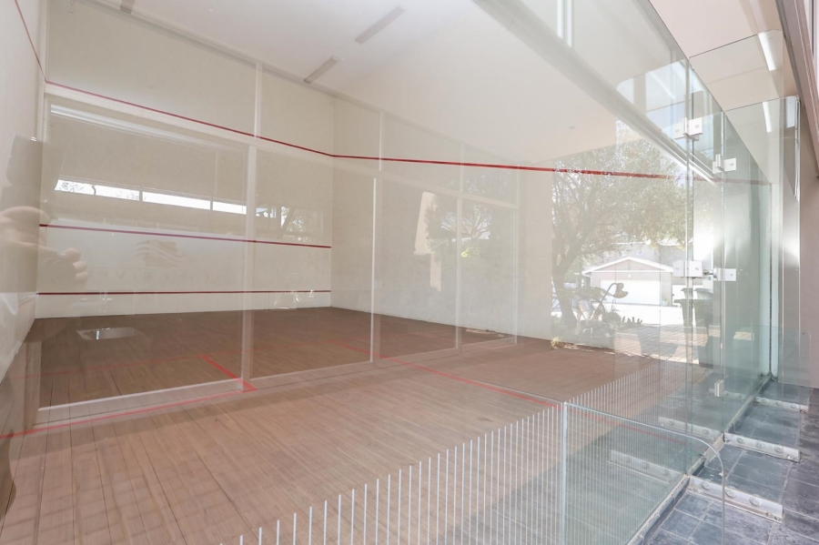 5 Bedroom Property for Sale in Beverley Gauteng